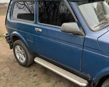 Синій ВАЗ 21214, об'ємом двигуна 1.7 л та пробігом 350 тис. км за 3300 $, фото 1 на Automoto.ua