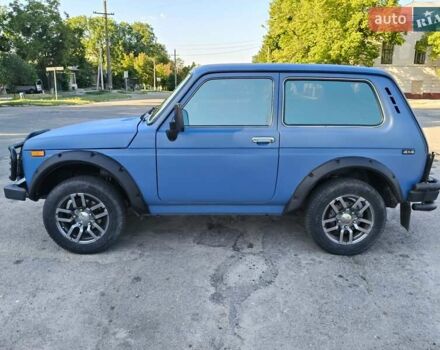 Синий ВАЗ 21214, объемом двигателя 1.7 л и пробегом 106 тыс. км за 5100 $, фото 3 на Automoto.ua