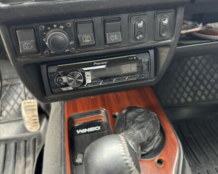 Синій ВАЗ 21214, об'ємом двигуна 1.7 л та пробігом 350 тис. км за 3300 $, фото 4 на Automoto.ua