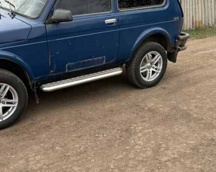 Синій ВАЗ 21214, об'ємом двигуна 1.7 л та пробігом 350 тис. км за 3300 $, фото 2 на Automoto.ua