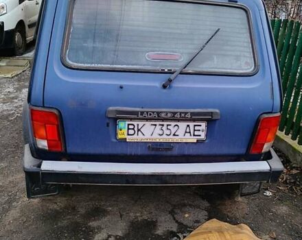 Синій ВАЗ 21214, об'ємом двигуна 1.7 л та пробігом 98 тис. км за 3500 $, фото 5 на Automoto.ua
