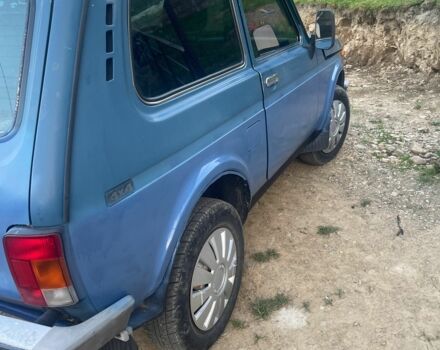 Синий ВАЗ 21214, объемом двигателя 1.7 л и пробегом 104 тыс. км за 2600 $, фото 6 на Automoto.ua