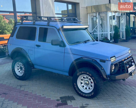Синій ВАЗ 21214, об'ємом двигуна 1.7 л та пробігом 172 тис. км за 5000 $, фото 2 на Automoto.ua