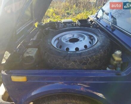 Синій ВАЗ 21214, об'ємом двигуна 1.7 л та пробігом 130 тис. км за 3600 $, фото 10 на Automoto.ua
