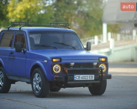 Синій ВАЗ 21214, об'ємом двигуна 1.7 л та пробігом 300 тис. км за 2999 $, фото 4 на Automoto.ua