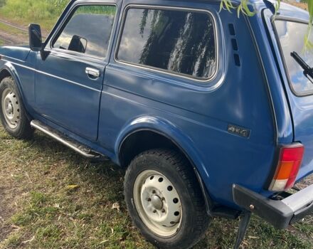 Синій ВАЗ 21214, об'ємом двигуна 1.7 л та пробігом 95 тис. км за 3600 $, фото 4 на Automoto.ua