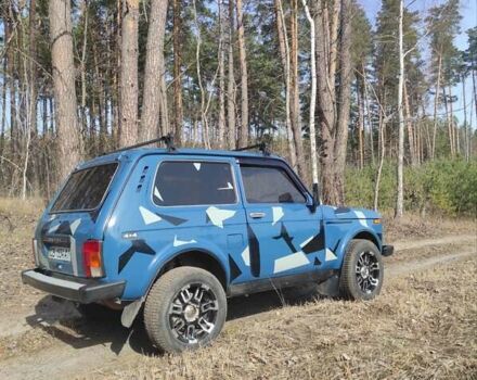 Синій ВАЗ 21214, об'ємом двигуна 1.69 л та пробігом 60 тис. км за 4200 $, фото 9 на Automoto.ua