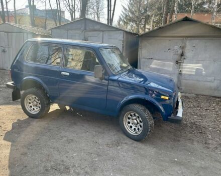 Синий ВАЗ 21214, объемом двигателя 1.7 л и пробегом 150 тыс. км за 4500 $, фото 4 на Automoto.ua
