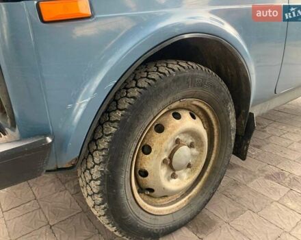 Синий ВАЗ 21214, объемом двигателя 1.7 л и пробегом 280 тыс. км за 3650 $, фото 10 на Automoto.ua