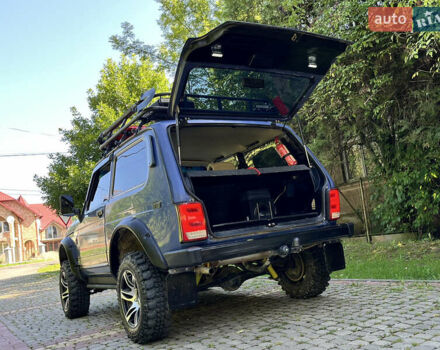 Синий ВАЗ 21214, объемом двигателя 1.7 л и пробегом 92 тыс. км за 5900 $, фото 33 на Automoto.ua