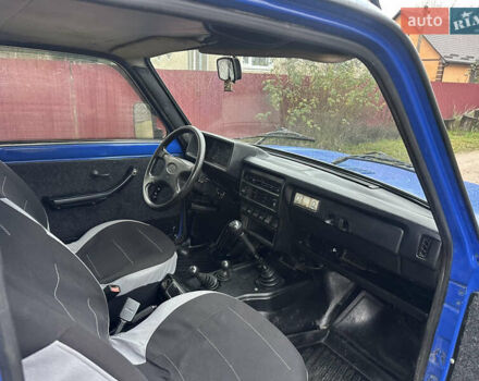 Синий ВАЗ 21214, объемом двигателя 1.7 л и пробегом 149 тыс. км за 2699 $, фото 9 на Automoto.ua
