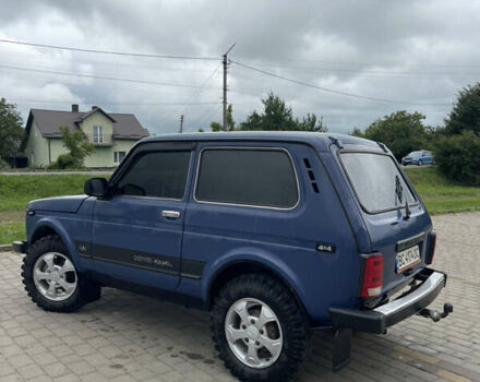 Синій ВАЗ 21214, об'ємом двигуна 1.7 л та пробігом 247 тис. км за 5250 $, фото 5 на Automoto.ua