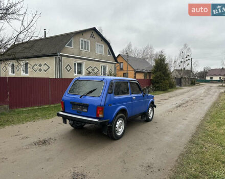 Синий ВАЗ 21214, объемом двигателя 1.7 л и пробегом 149 тыс. км за 2699 $, фото 4 на Automoto.ua