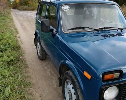 Синий ВАЗ 21214, объемом двигателя 1.7 л и пробегом 88 тыс. км за 4000 $, фото 9 на Automoto.ua