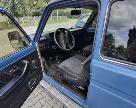 Синій ВАЗ 21214, об'ємом двигуна 1.7 л та пробігом 103 тис. км за 3650 $, фото 4 на Automoto.ua