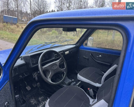 Синий ВАЗ 21214, объемом двигателя 1.7 л и пробегом 149 тыс. км за 2699 $, фото 8 на Automoto.ua
