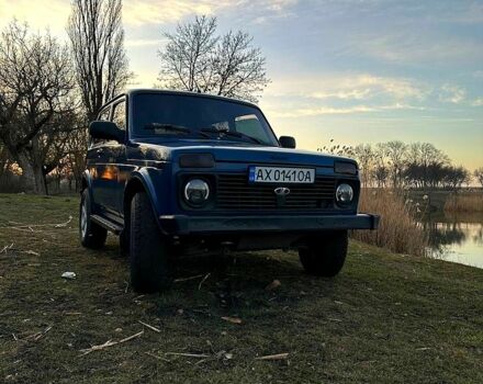 Синий ВАЗ 21214, объемом двигателя 1.7 л и пробегом 150 тыс. км за 4000 $, фото 1 на Automoto.ua