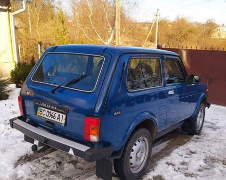 Синий ВАЗ 21214, объемом двигателя 1.69 л и пробегом 45 тыс. км за 6300 $, фото 2 на Automoto.ua