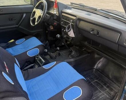 Синій ВАЗ 21214, об'ємом двигуна 1.7 л та пробігом 108 тис. км за 4200 $, фото 7 на Automoto.ua