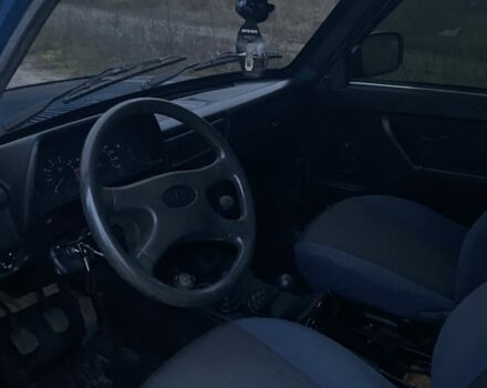Синій ВАЗ 21214, об'ємом двигуна 0 л та пробігом 230 тис. км за 4300 $, фото 10 на Automoto.ua