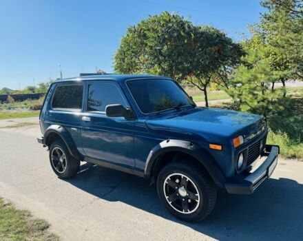 Синий ВАЗ 21214, объемом двигателя 1.7 л и пробегом 57 тыс. км за 4300 $, фото 2 на Automoto.ua