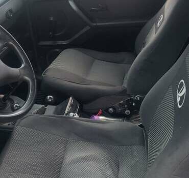 Синій ВАЗ 21214, об'ємом двигуна 1.7 л та пробігом 215 тис. км за 5700 $, фото 3 на Automoto.ua