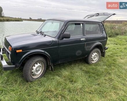 Синий ВАЗ 21214, объемом двигателя 1.7 л и пробегом 67 тыс. км за 4700 $, фото 3 на Automoto.ua