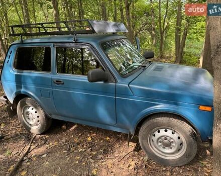 Синий ВАЗ 21214, объемом двигателя 1.69 л и пробегом 300 тыс. км за 3700 $, фото 1 на Automoto.ua