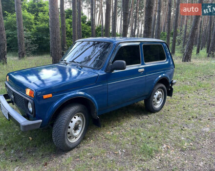 Синий ВАЗ 21214, объемом двигателя 1.7 л и пробегом 220 тыс. км за 3500 $, фото 1 на Automoto.ua