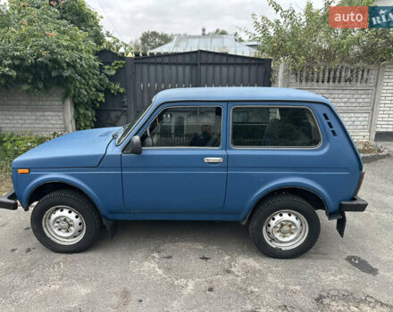 Синий ВАЗ 21214, объемом двигателя 1.69 л и пробегом 100 тыс. км за 3500 $, фото 1 на Automoto.ua