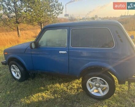 Синій ВАЗ 21214, об'ємом двигуна 1.7 л та пробігом 165 тис. км за 4500 $, фото 2 на Automoto.ua
