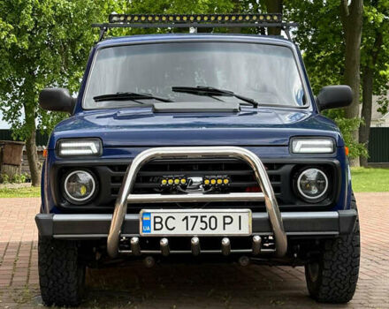 Синий ВАЗ 21214, объемом двигателя 1.7 л и пробегом 86 тыс. км за 7900 $, фото 1 на Automoto.ua