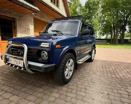 Синий ВАЗ 21214, объемом двигателя 1.7 л и пробегом 86 тыс. км за 7900 $, фото 2 на Automoto.ua
