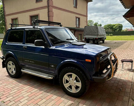 Синий ВАЗ 21214, объемом двигателя 1.7 л и пробегом 86 тыс. км за 7900 $, фото 9 на Automoto.ua