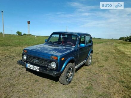 Синий ВАЗ 21214, объемом двигателя 1.69 л и пробегом 19 тыс. км за 3000 $, фото 1 на Automoto.ua