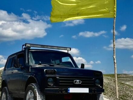 ВАЗ 21214 2007 в Краматорске на Automoto.ua Синий ВАЗ 21214, объемом двигателя 2 л и пробегом 130 тыс. км за 3500 $, фото 1 на Automoto.ua