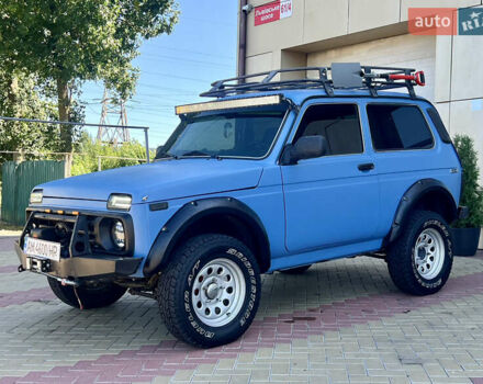 Синій ВАЗ 21214, об'ємом двигуна 1.7 л та пробігом 172 тис. км за 5000 $, фото 1 на Automoto.ua