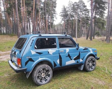 Синій ВАЗ 21214, об'ємом двигуна 1.7 л та пробігом 60 тис. км за 4300 $, фото 1 на Automoto.ua