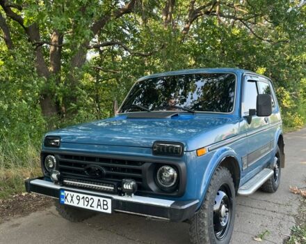 Синій ВАЗ 21214, об'ємом двигуна 1.7 л та пробігом 77 тис. км за 4000 $, фото 1 на Automoto.ua