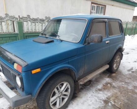 Синій ВАЗ 21214, об'ємом двигуна 1.7 л та пробігом 75 тис. км за 4200 $, фото 1 на Automoto.ua