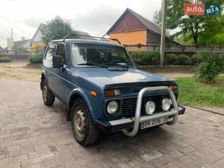 Синий ВАЗ 21214, объемом двигателя 1.7 л и пробегом 280 тыс. км за 3650 $, фото 1 на Automoto.ua