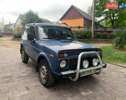 Синий ВАЗ 21214, объемом двигателя 1.7 л и пробегом 280 тыс. км за 3650 $, фото 1 на Automoto.ua