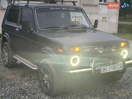 Синій ВАЗ 21214, об'ємом двигуна 1.7 л та пробігом 135 тис. км за 3200 $, фото 1 на Automoto.ua