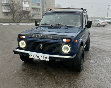 Синий ВАЗ 21214, объемом двигателя 1.7 л и пробегом 180 тыс. км за 3800 $, фото 1 на Automoto.ua