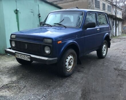 Синій ВАЗ 21214, об'ємом двигуна 1.7 л та пробігом 90 тис. км за 2750 $, фото 1 на Automoto.ua