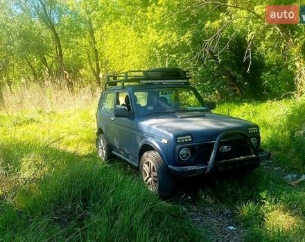 Синій ВАЗ 21214, об'ємом двигуна 1.7 л та пробігом 228 тис. км за 3000 $, фото 1 на Automoto.ua