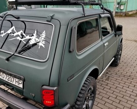 Зелений ВАЗ 21214, об'ємом двигуна 1.7 л та пробігом 150 тис. км за 4850 $, фото 2 на Automoto.ua