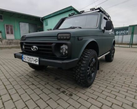 Зелений ВАЗ 21214, об'ємом двигуна 1.7 л та пробігом 150 тис. км за 4850 $, фото 9 на Automoto.ua