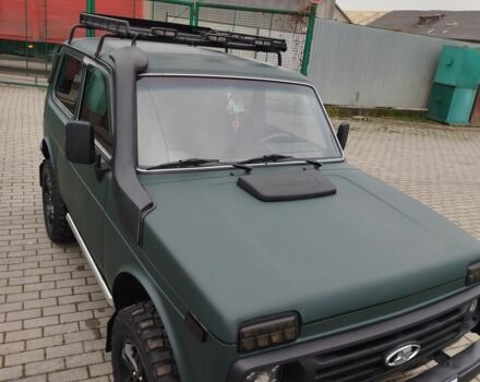 Зелений ВАЗ 21214, об'ємом двигуна 1.7 л та пробігом 150 тис. км за 4850 $, фото 8 на Automoto.ua