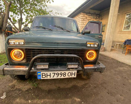 Зеленый ВАЗ 21214, объемом двигателя 1.7 л и пробегом 200 тыс. км за 3699 $, фото 1 на Automoto.ua